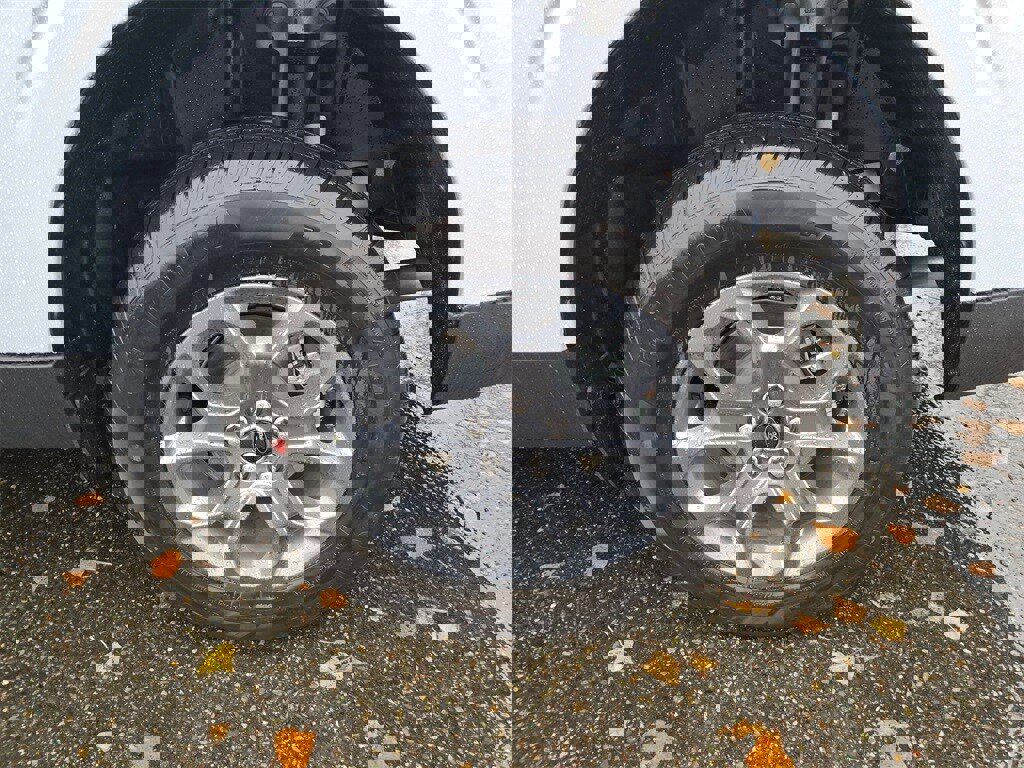 New 2026 Ford Maverick XLT w/ XLT Luxury Package image 9