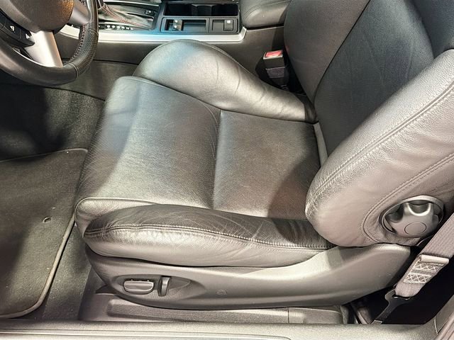 Used 2006 Pontiac GTO Base image 16