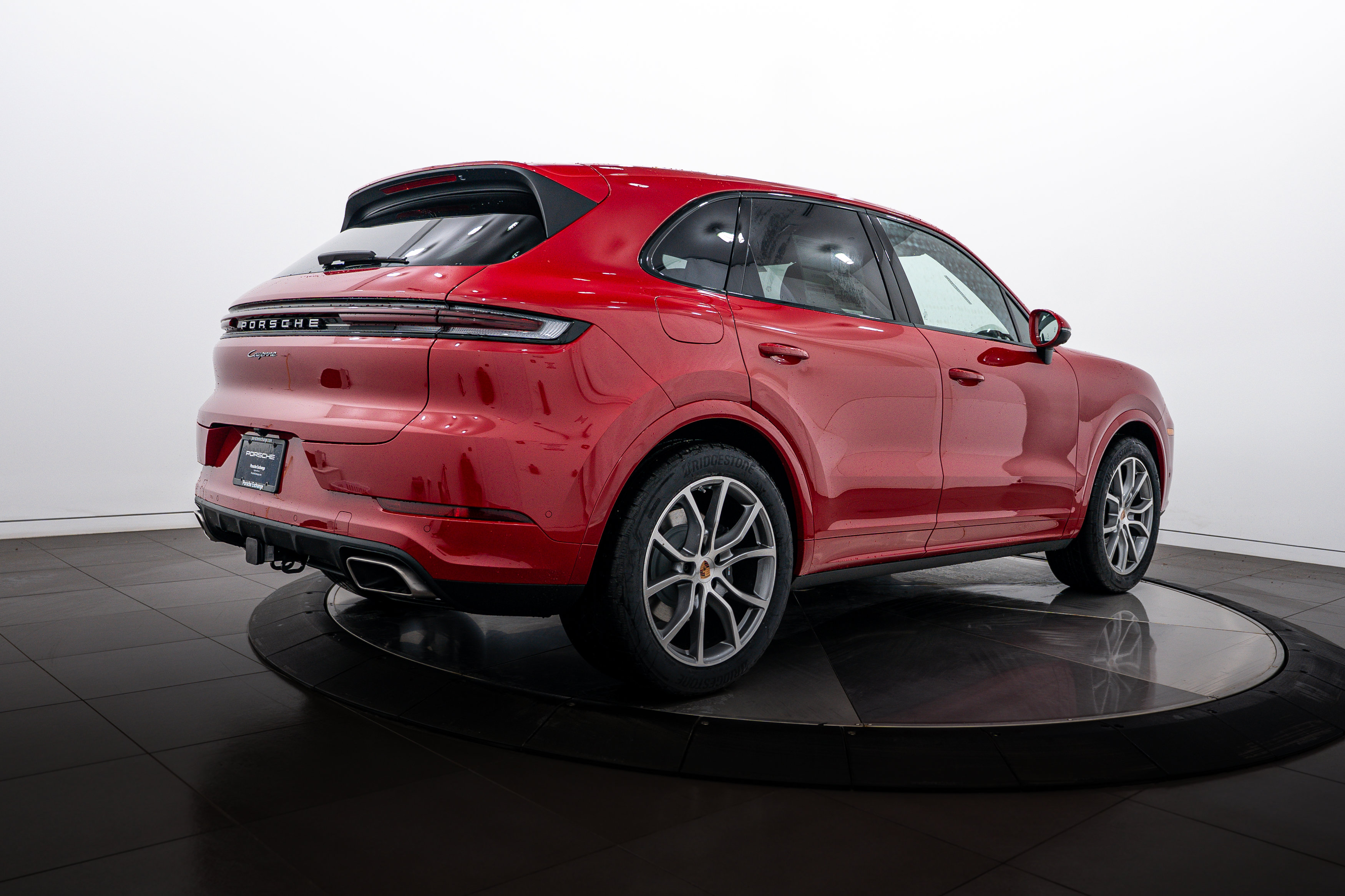 Certified 2026 Porsche Cayenne AWD/4WD image 7