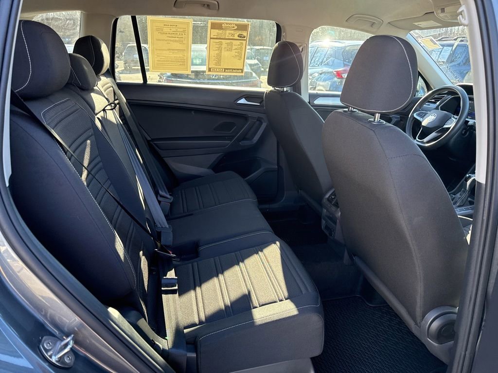 Used 2022 Volkswagen Tiguan S image 11