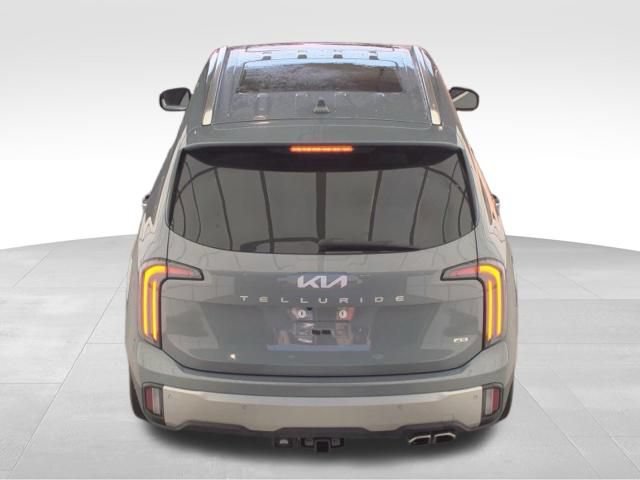 Used 2024 Kia Telluride SX Prestige w/ Towing Package AWD/4WD image 5