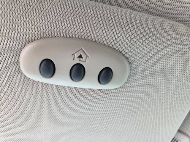Used 2015 Lincoln MKX AWD w/ Equipment Group 101A image 18
