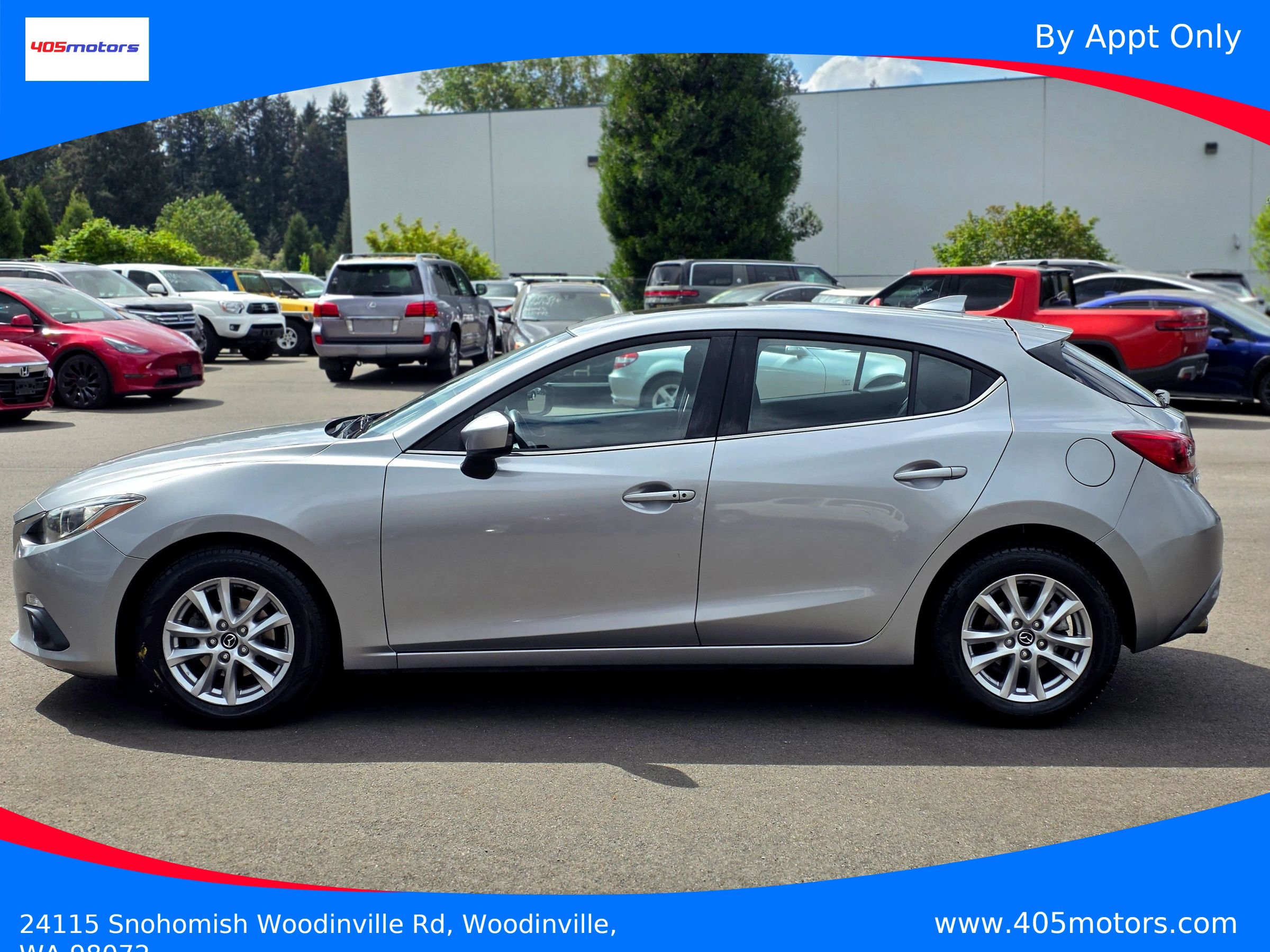 Used 2016 MAZDA MAZDA3 i Touring w/ Popular Equipment Package FWD image 4