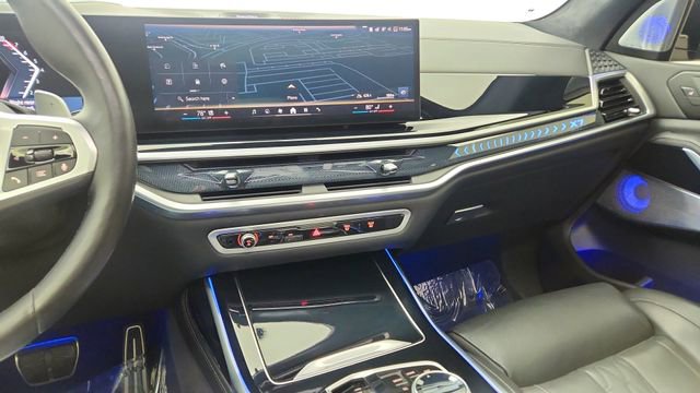 Used 2024 BMW X7 xDrive40i w/ Executive Package image 46