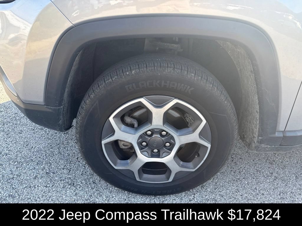 Used 2022 Jeep Compass Trailhawk w/ Trailhawk Elite Group AWD/4WD image 9