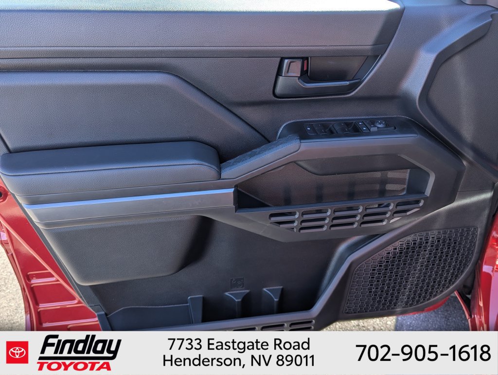 Certified 2025 Toyota Tacoma SR5 AWD/4WD image 19