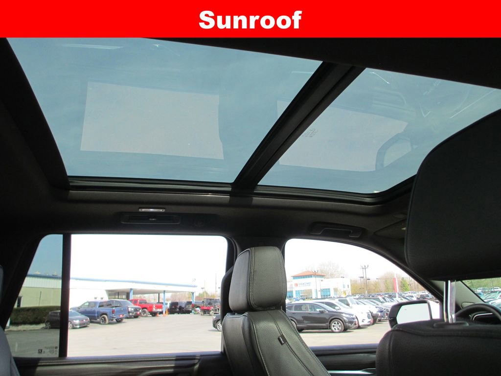 Used 2023 GMC Yukon Denali image 17