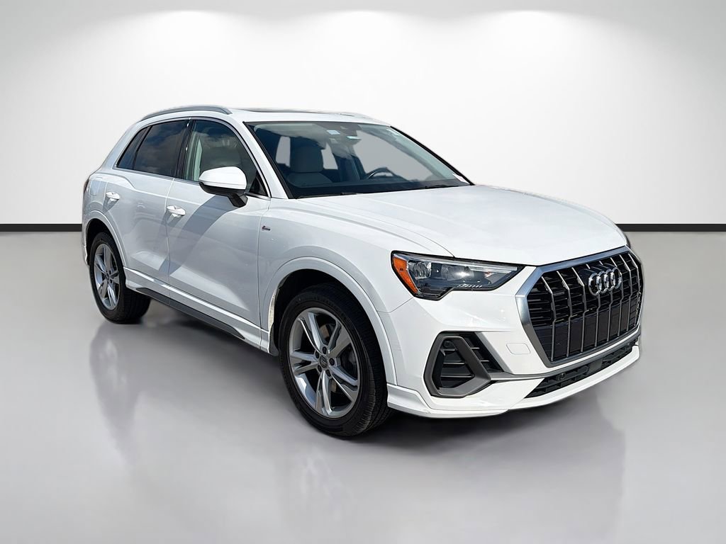 Used 2020 Audi Q3 2.0T Premium image 1