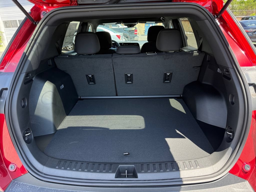 New 2027 Chevrolet Equinox LT w/ Safety and Technology Package AWD/4WD image 23