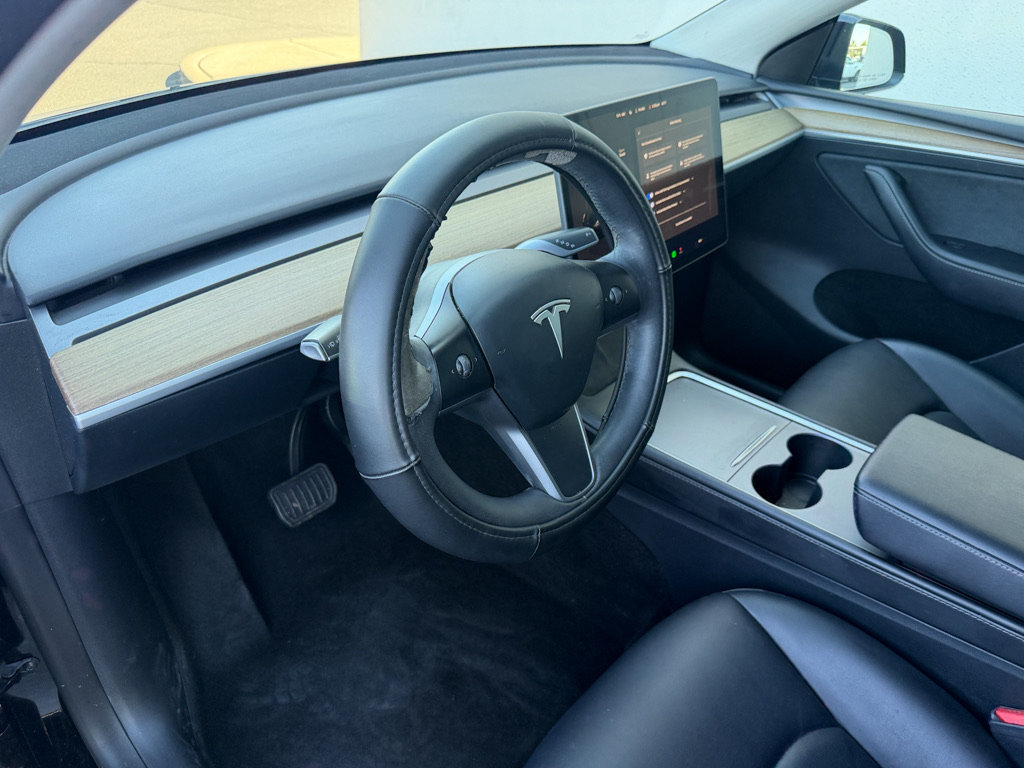 Used 2023 Tesla Model Y Long Range AWD/4WD image 10