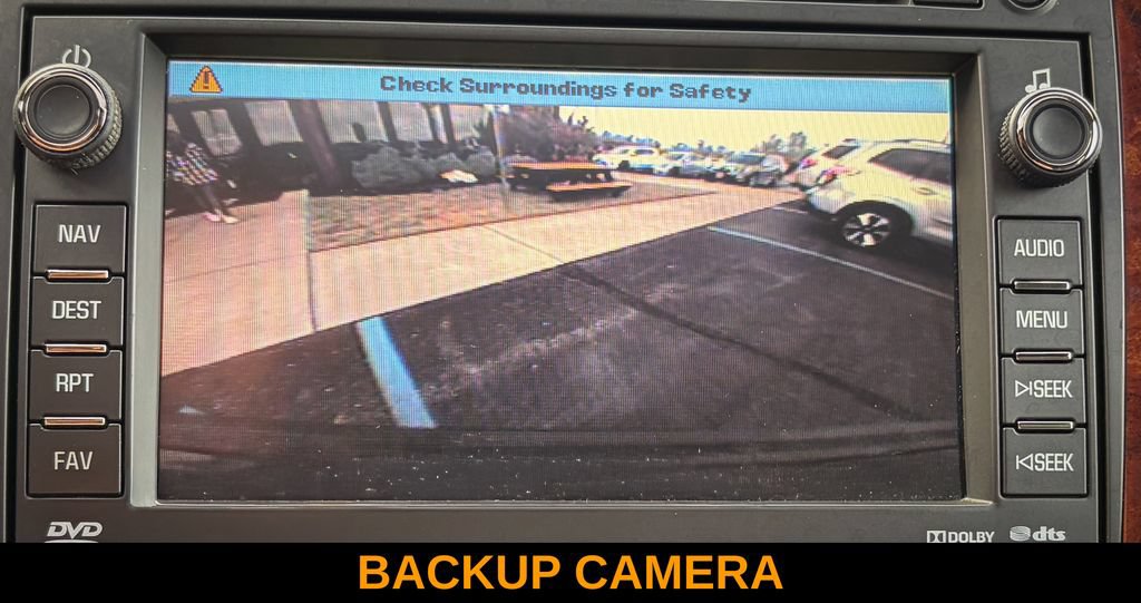 Used 2011 Chevrolet Suburban LTZ AWD/4WD image 4