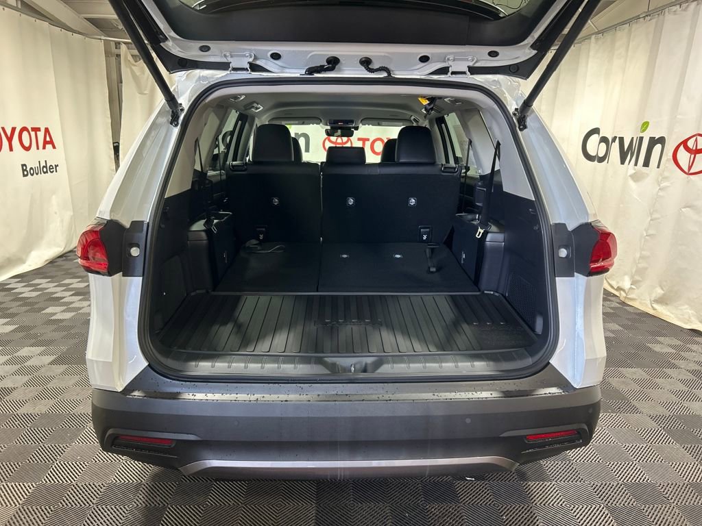 Used 2026 Toyota Grand Highlander Limited image 24