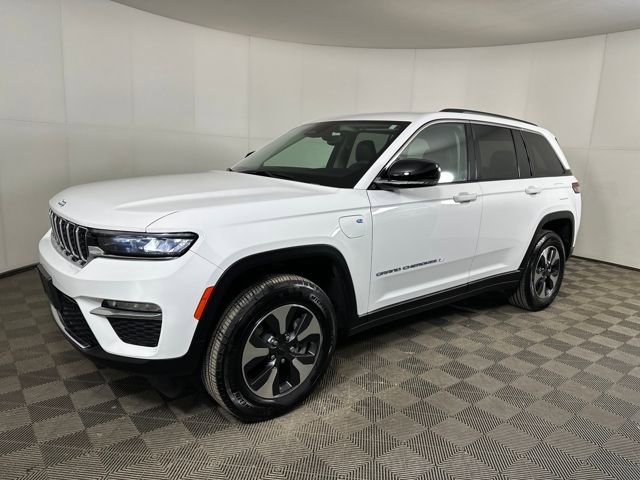 Used 2023 Jeep Grand Cherokee 4WD 4xe image 7