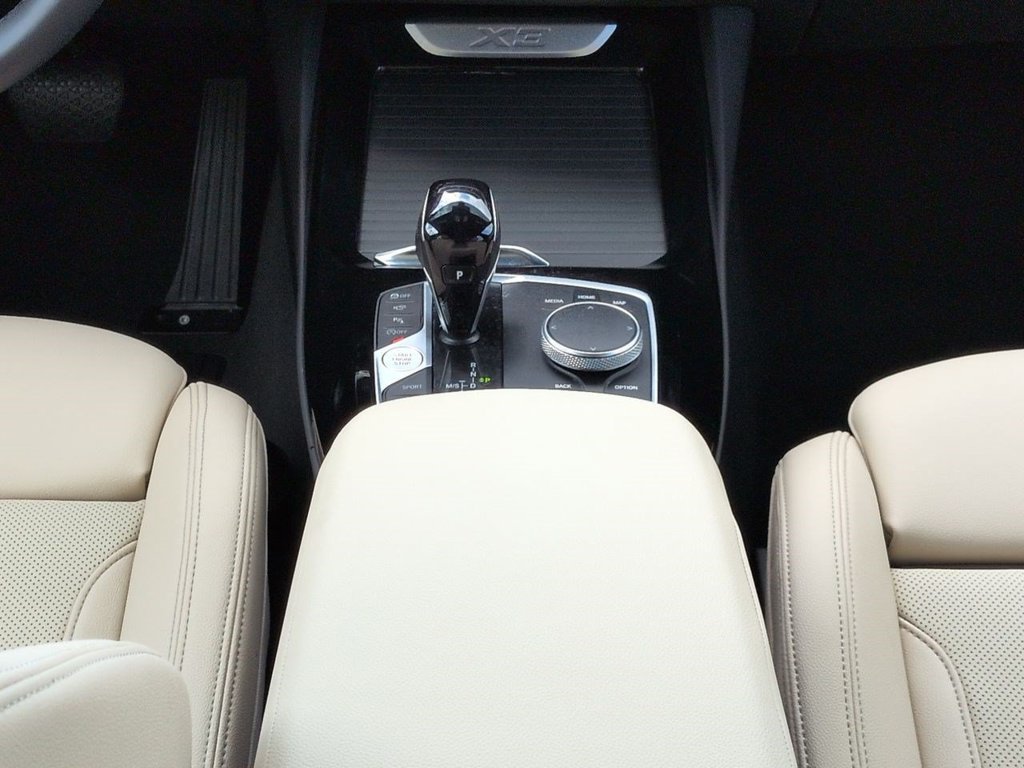 Used 2024 BMW X3 sDrive30i w/ Convenience Package RWD image 21