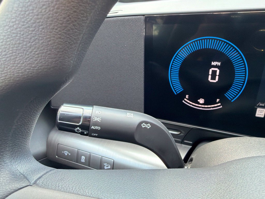 New 2027 Hyundai Kona SE AWD/4WD image 29