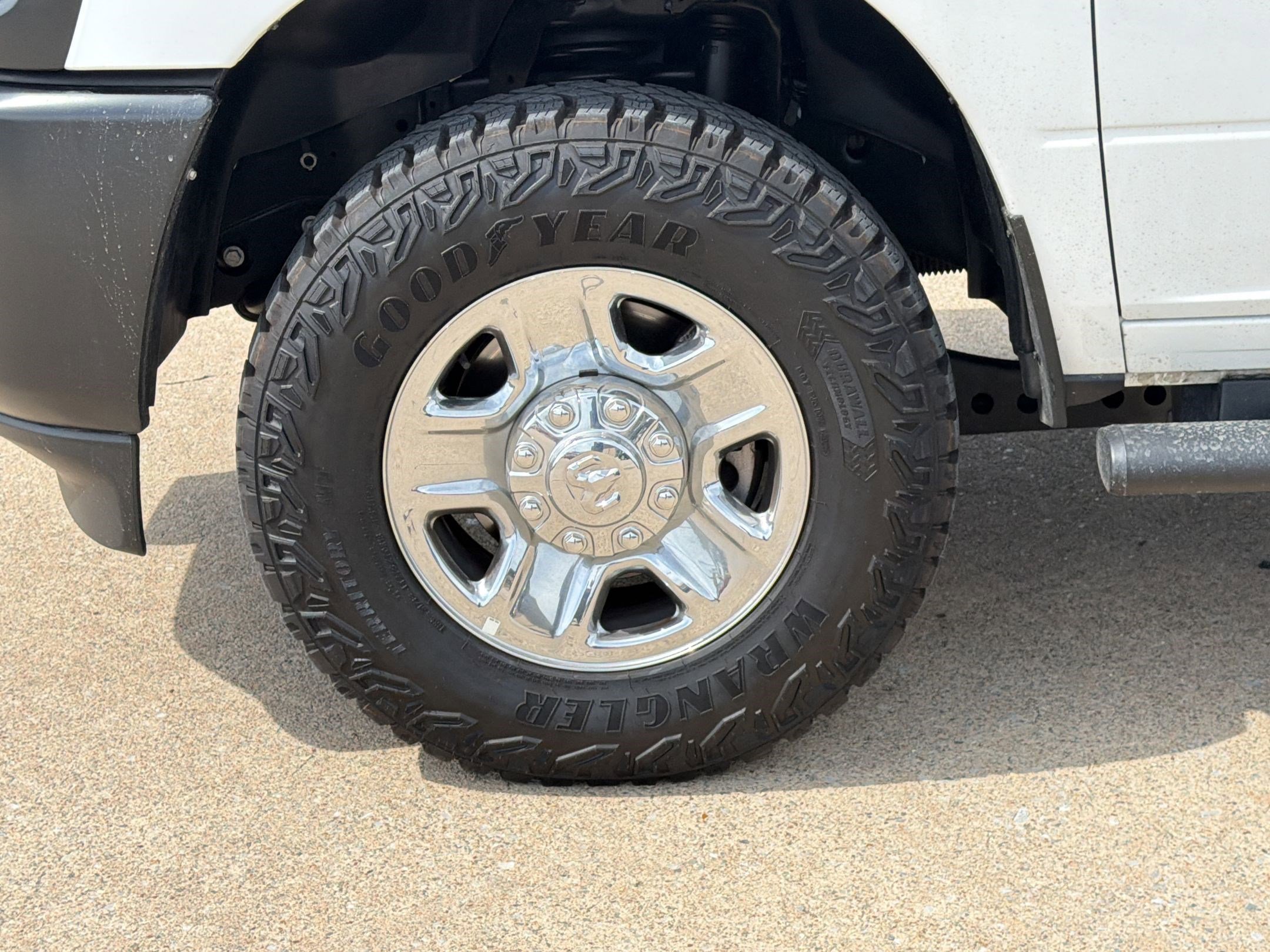 Used 2025 RAM 2500 Tradesman AWD/4WD image 12