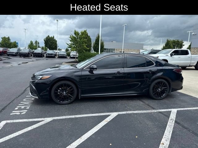 Used 2024 Toyota Camry XSE w/ Cold Weather Package FWD image 2