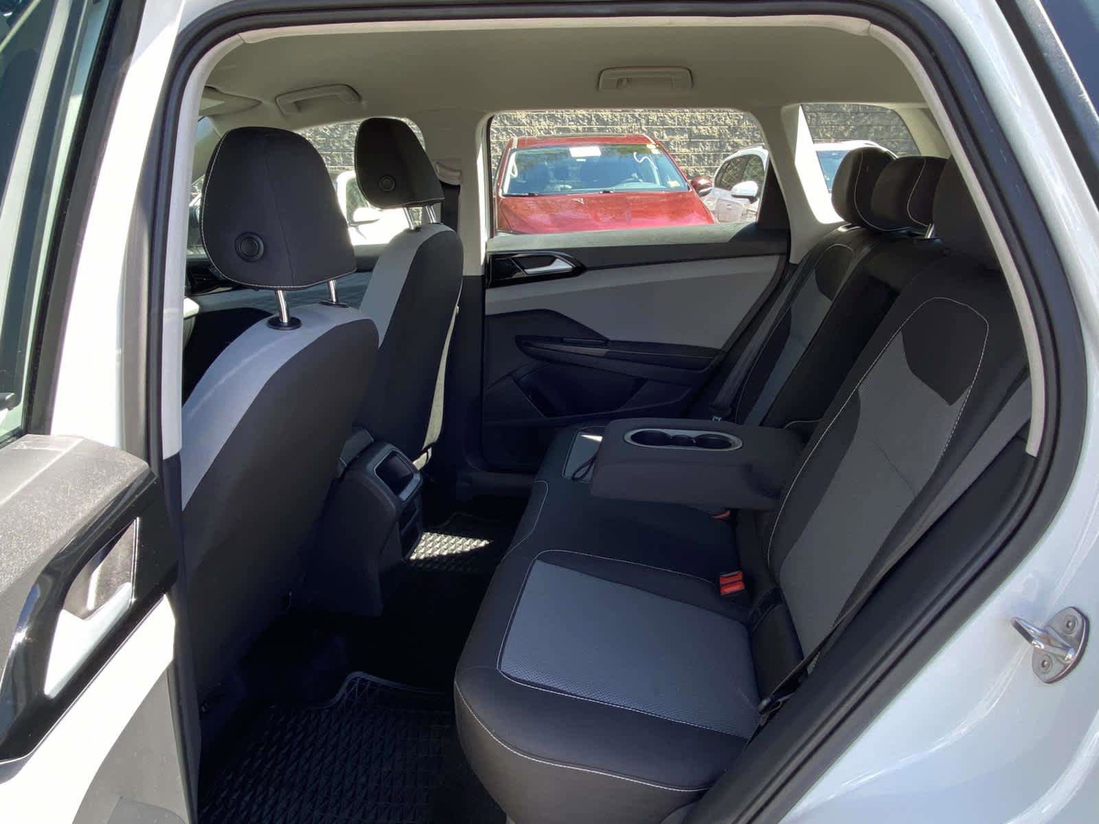 Certified 2024 Volkswagen Taos S AWD/4WD image 25