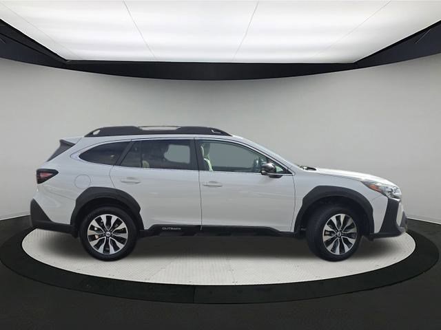 Certified 2025 Subaru Outback Limited w/ Popular Package #2 image 8