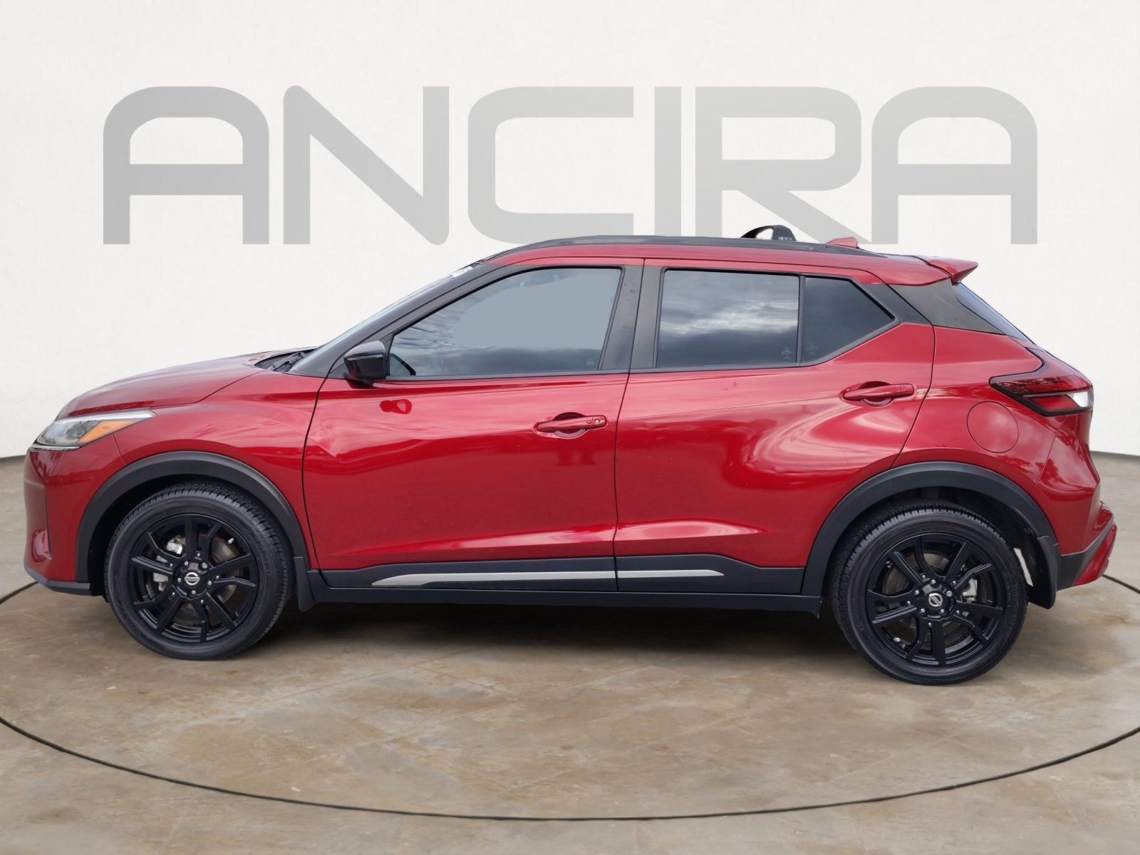 Used 2021 Nissan Kicks SR w/ SR Premium Package FWD image 7
