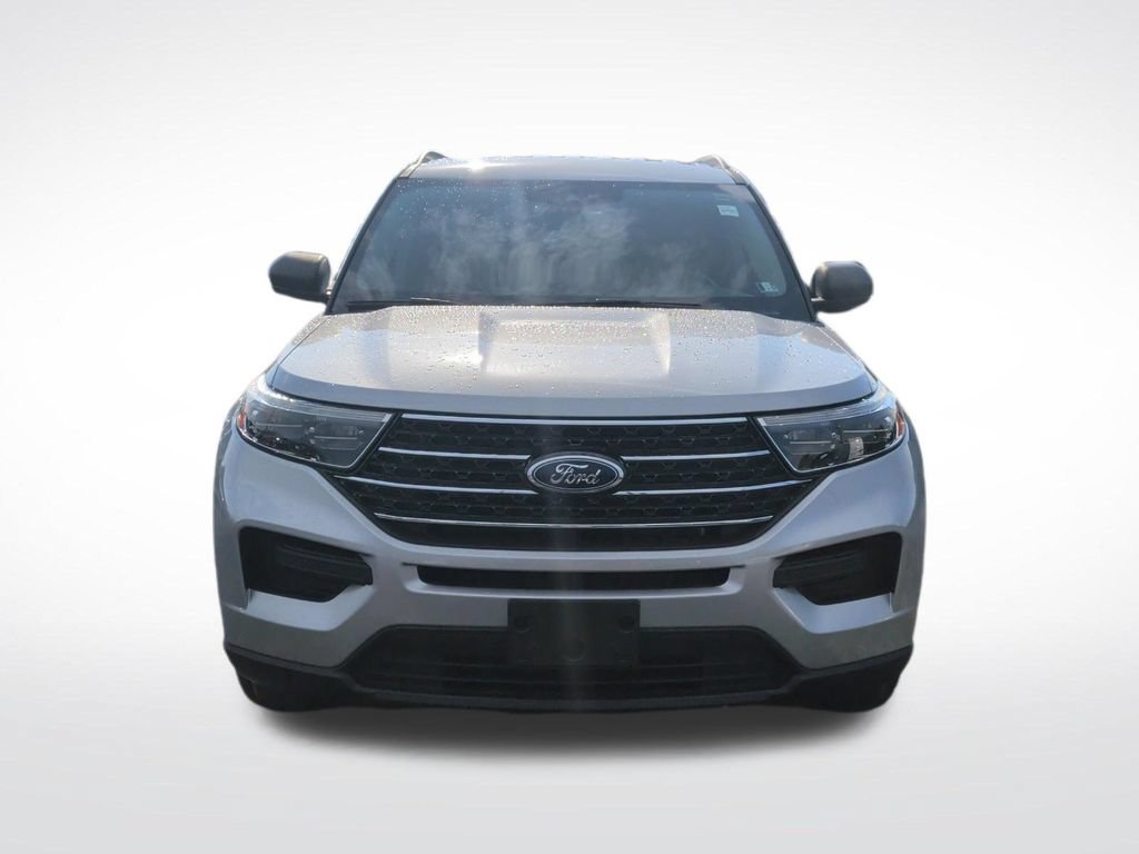 Certified 2020 Ford Explorer XLT w/ Comfort Package AWD/4WD image 11