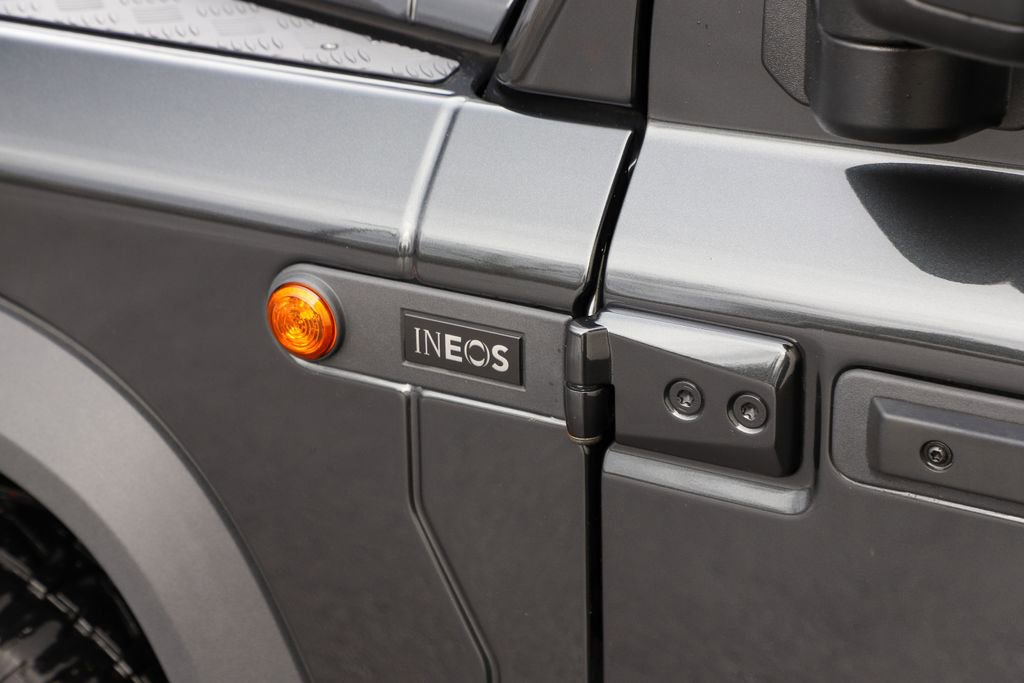 Used 2024 INEOS Grenadier Fieldmaster Edition image 21