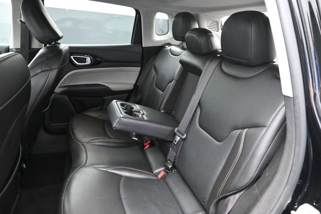 Used 2022 Jeep Compass Limited w/ Sun and Sound Group AWD/4WD image 14