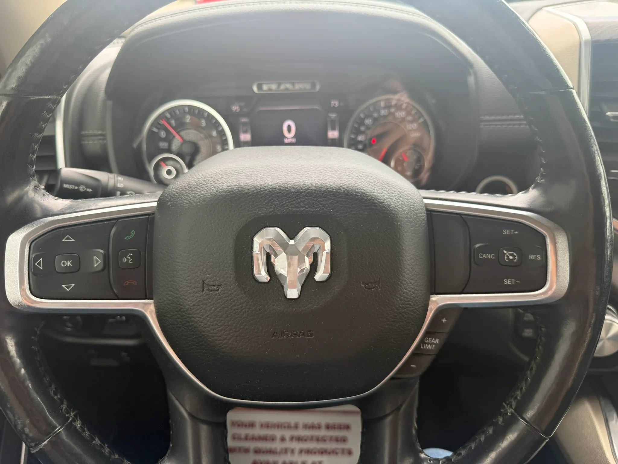 Used 2020 RAM 1500 Laramie AWD/4WD image 8
