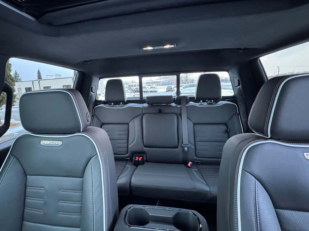 Used 2024 GMC Sierra 2500 AT4X image 26