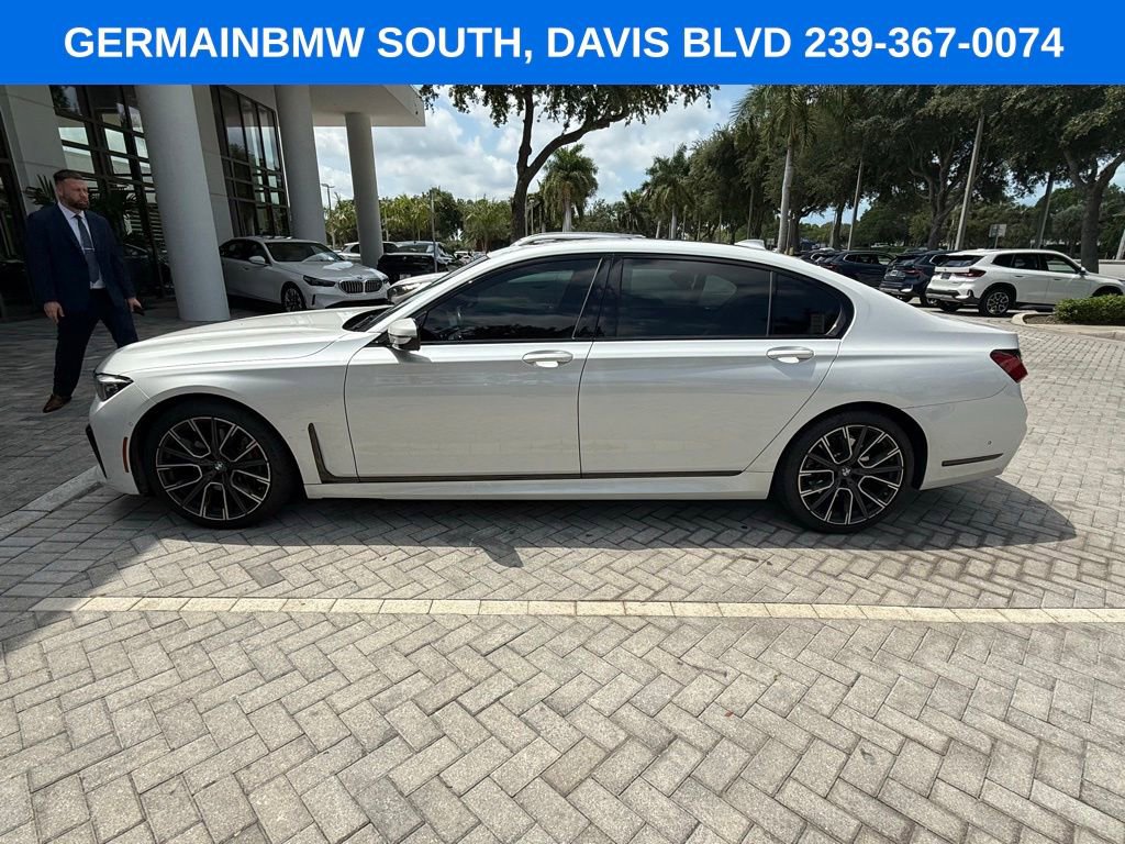 Used 2021 BMW 740i w/ M Sport Package RWD image 3
