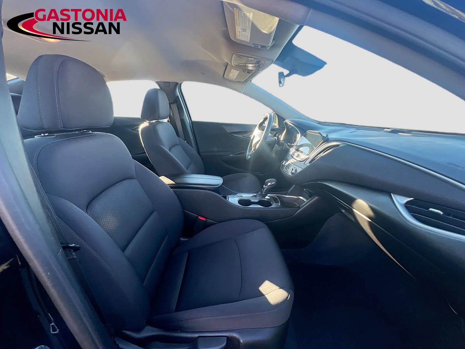 Used 2024 Chevrolet Malibu LT image 37