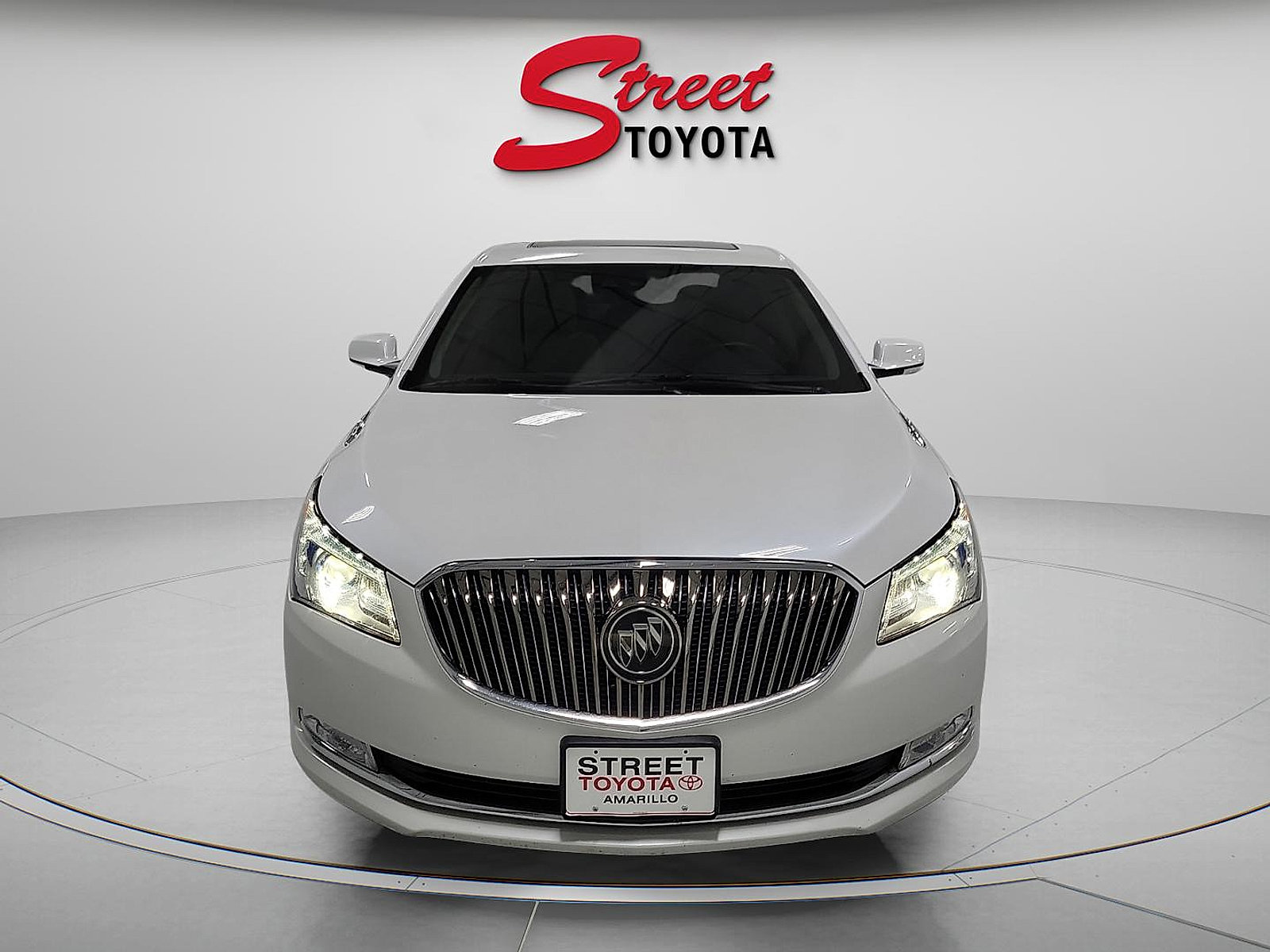 Used 2016 Buick LaCrosse Premium w/ Driver Confidence Package #1 FWD image 6
