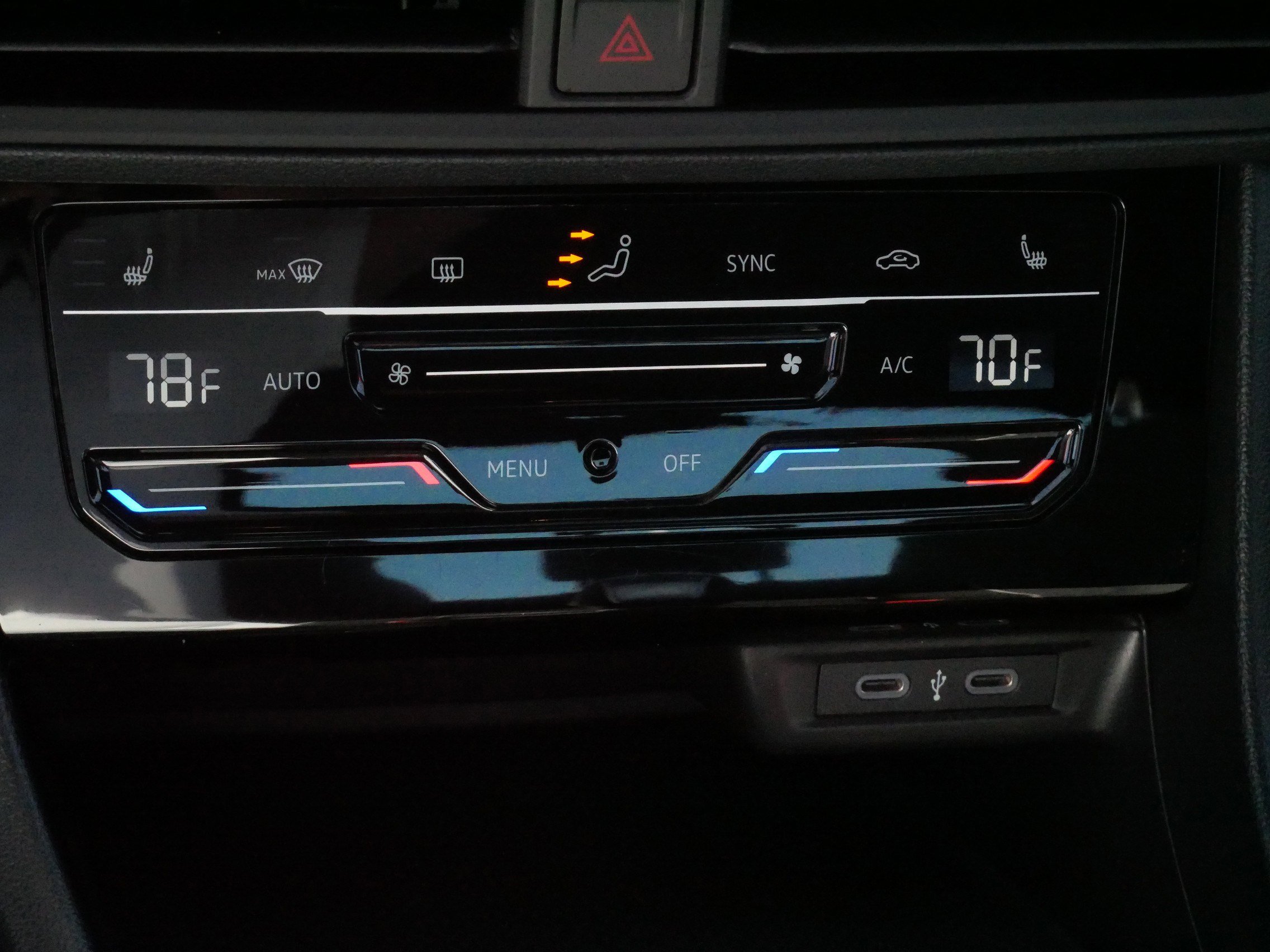 Certified 2025 Volkswagen Jetta Sport FWD image 23