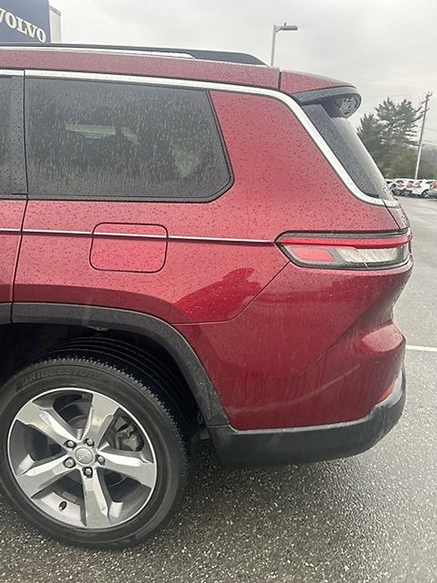 Used 2021 Jeep Grand Cherokee L Limited AWD/4WD image 10