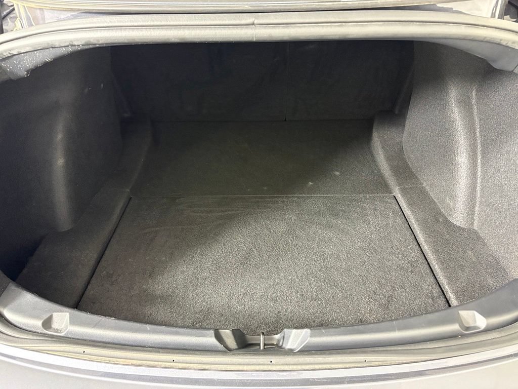 Used 2023 Tesla Model 3 Standard Range RWD image 40