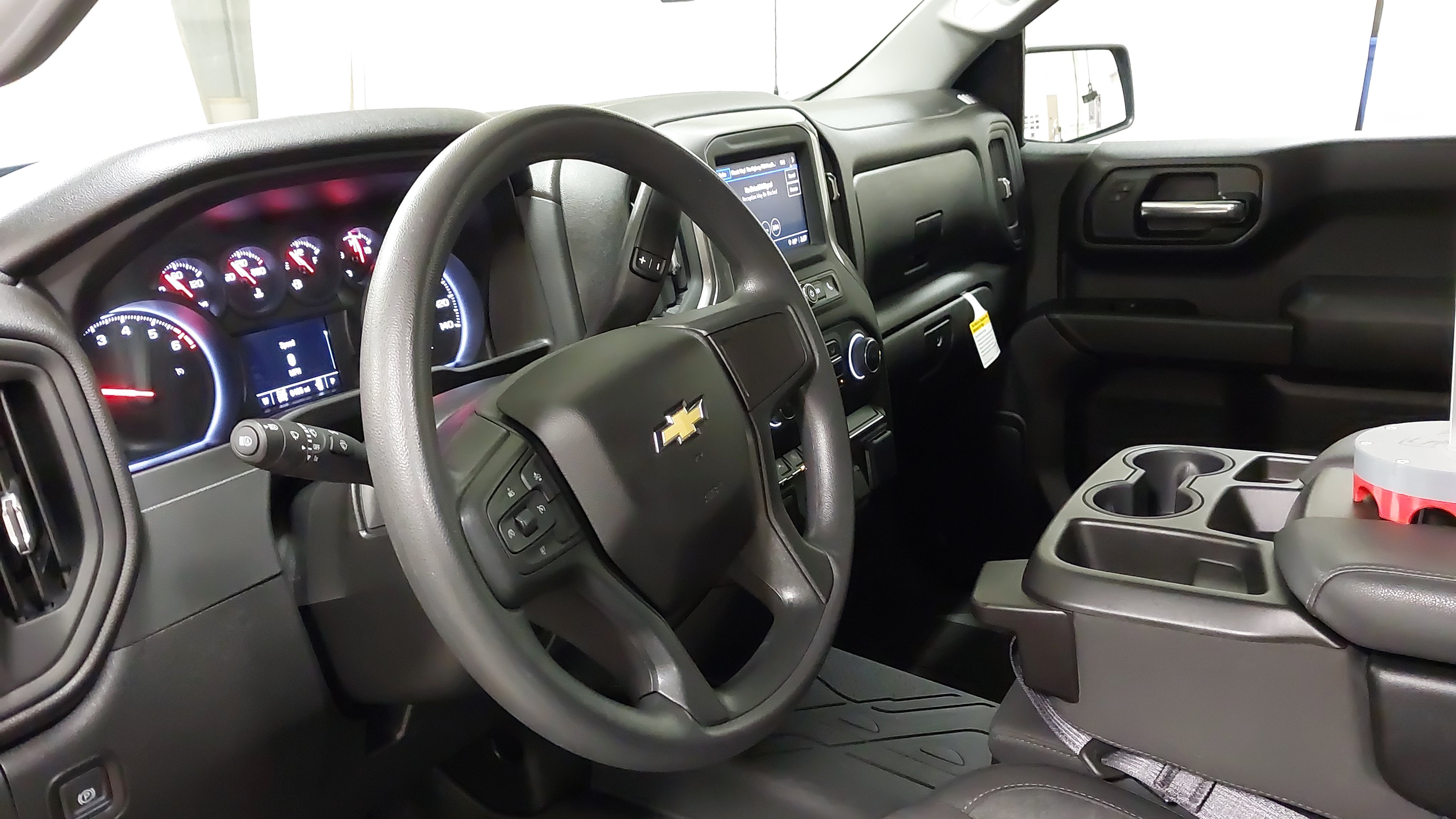 Used 2024 Chevrolet Silverado 1500 Custom AWD/4WD image 17