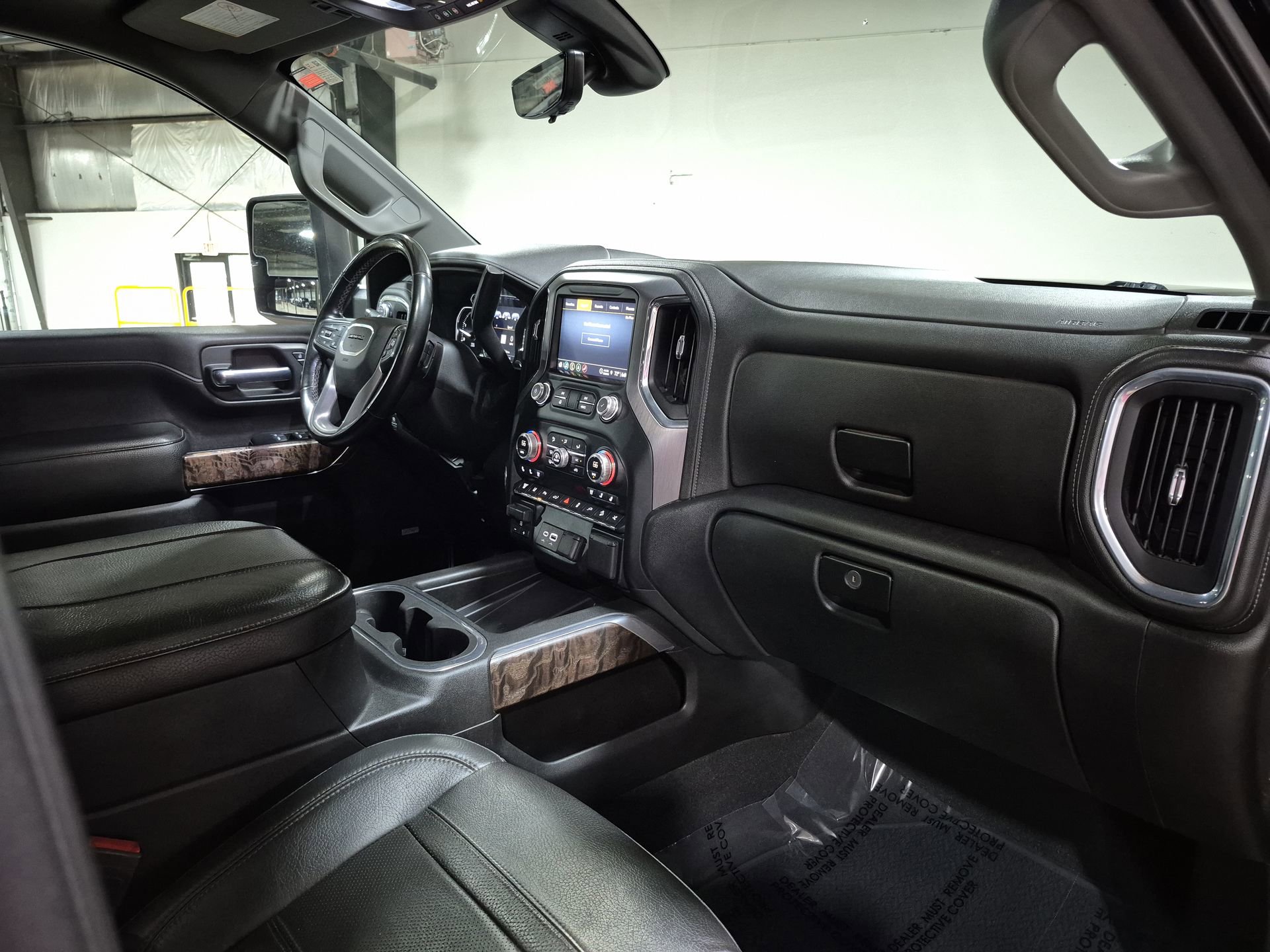Certified 2023 GMC Sierra 3500 Denali w/ Denali Ultimate Package AWD/4WD image 29