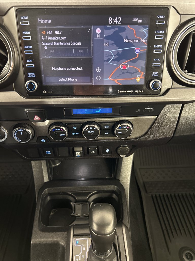 Used 2022 Toyota Tacoma TRD Sport AWD/4WD image 15
