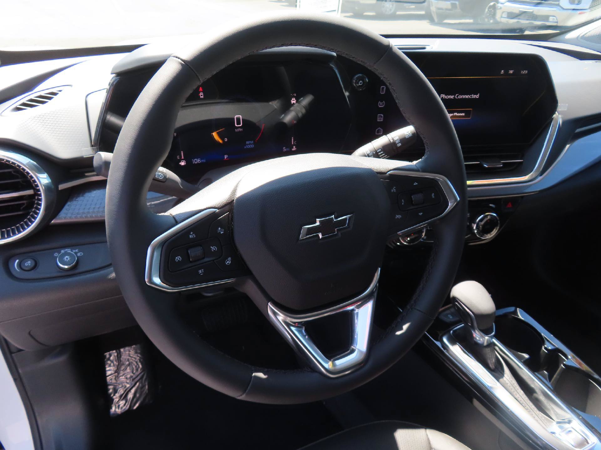 New 2026 Chevrolet Trax ACTIV w/ Driver Confidence Package FWD image 15