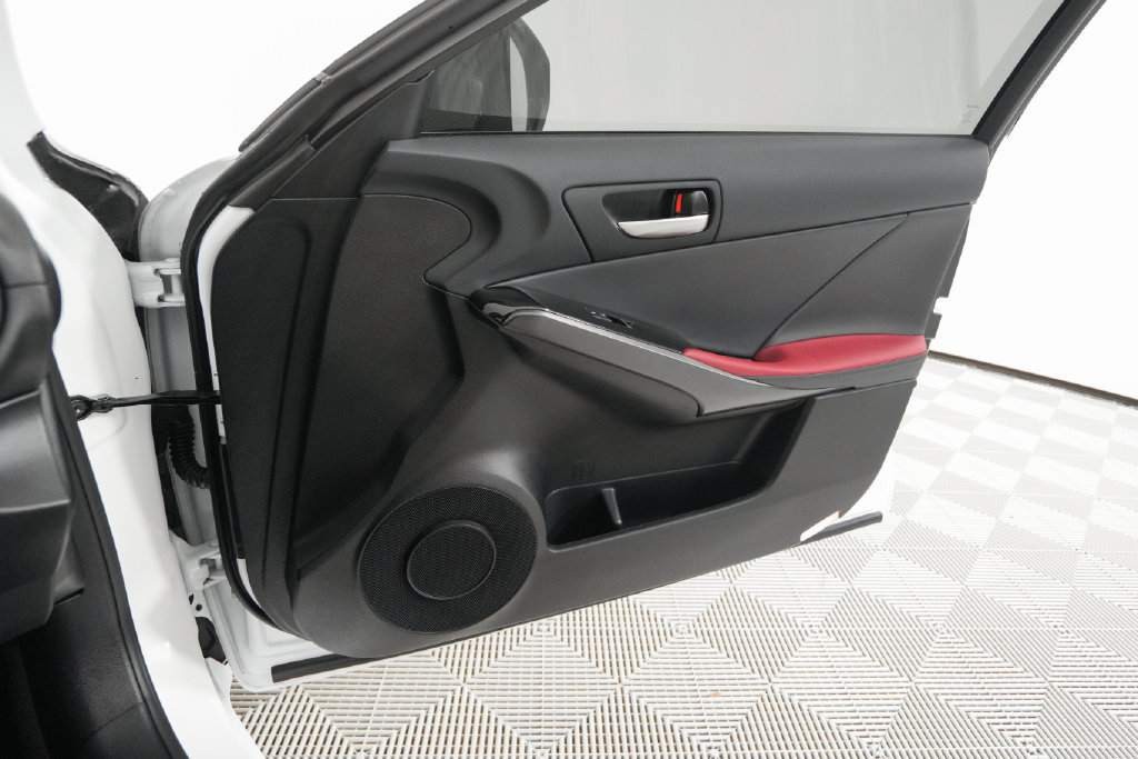 Certified 2025 Lexus IS 350 F Sport RWD image 21