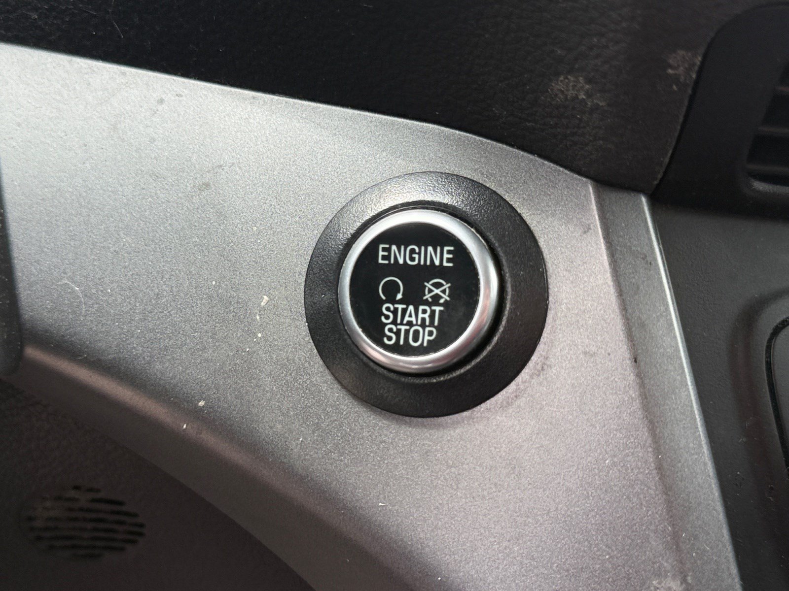 Used 2019 Ford Escape SE AWD/4WD image 28