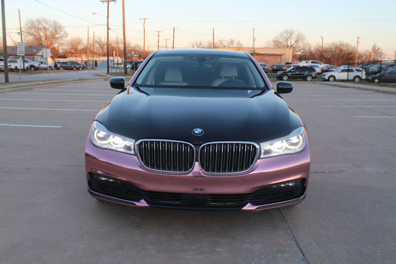Used 2018 BMW 750i image 3