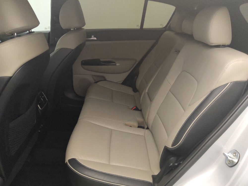 Used 2020 Kia Sportage SX image 18