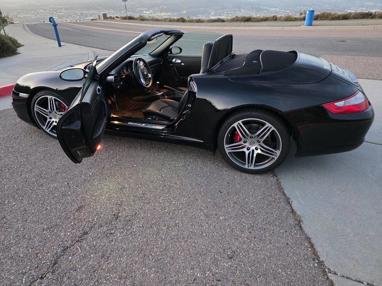 Used 2007 Porsche 911 Carrera S RWD image 35