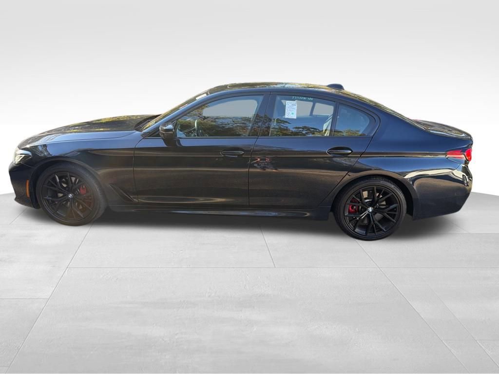 Used 2023 BMW 530i xDrive w/ M Sport Package image 2