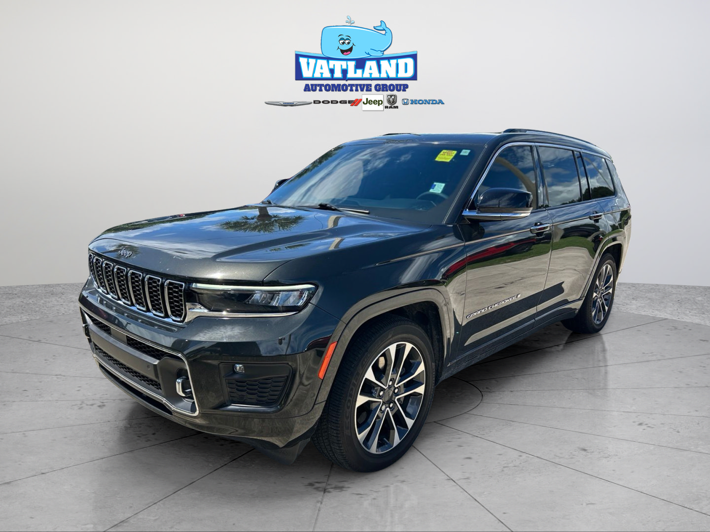 Certified 2023 Jeep Grand Cherokee L Overland w/ Rear Seat Video Group I AWD/4WD video 1