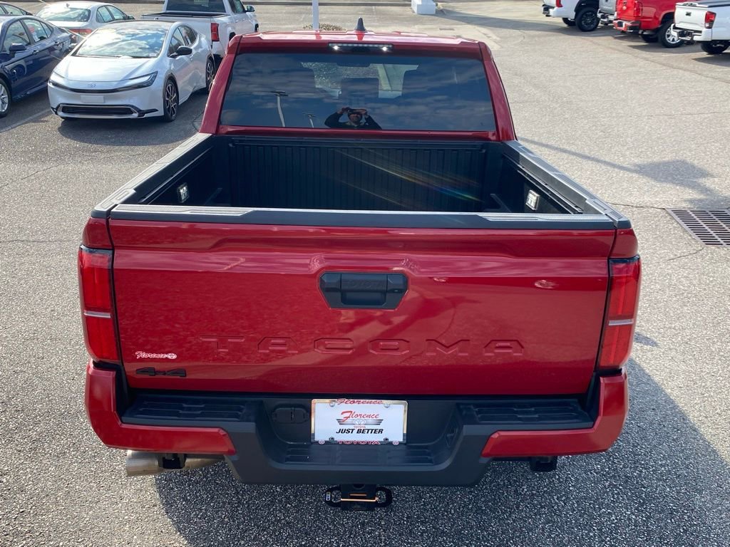 Used 2025 Toyota Tacoma TRD Off-Road image 12
