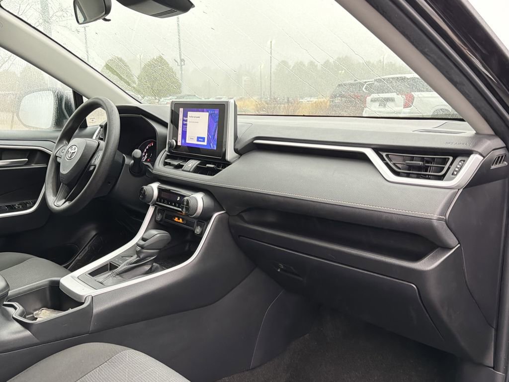 Used 2023 Toyota RAV4 XLE image 20