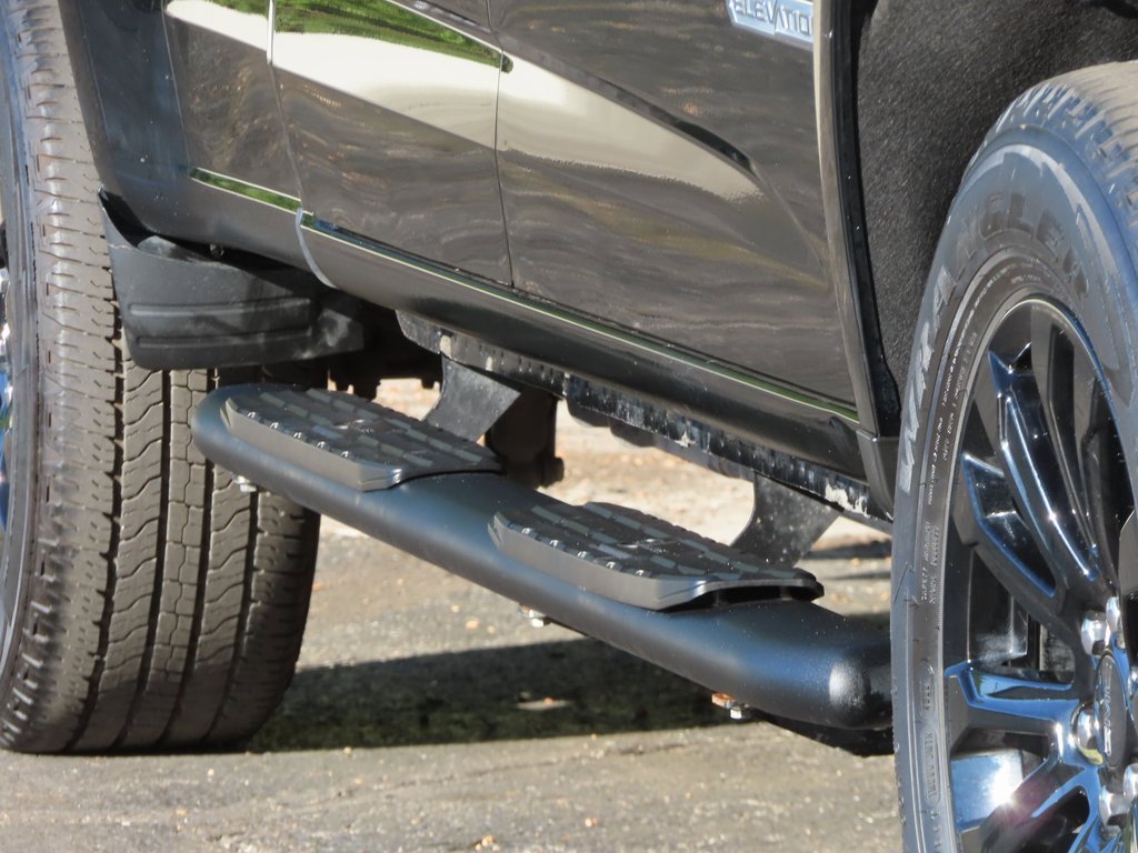 Used 2022 GMC Canyon Elevation image 15