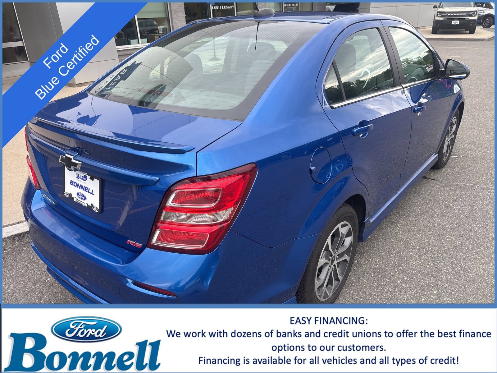 Used 2019 Chevrolet Sonic LT w/ Convenience Package FWD image 3